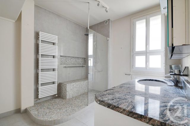 Appartement F2 à vendre - 2 pièces - 60.78 m2 - PARIS - 75015 - ILE-DE-FRANCE - Century 21 Montparnasse Pasteur