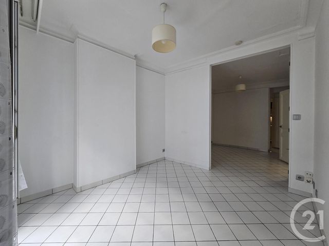 Afficher la photo en grand Appartement F3 à vendre - 3 pièces - 38.42 m2 - PARIS - 75015 - ILE-DE-FRANCE - Century 21 Montparnasse Pasteur