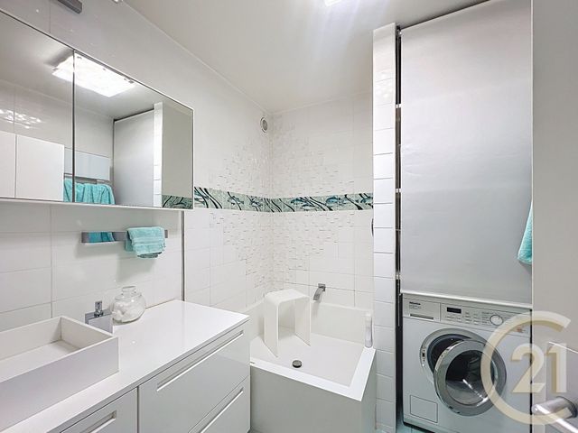 Afficher la photo en grand Appartement F4 à vendre - 4 pièces - 93.55 m2 - PARIS - 75015 - ILE-DE-FRANCE - Century 21 Montparnasse Pasteur