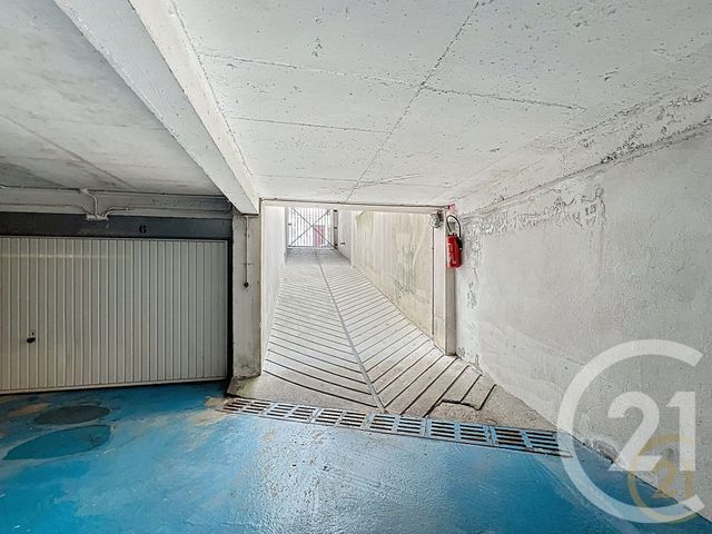 parking à vendre - 25.84 m2 - PARIS - 75015 - ILE-DE-FRANCE - Century 21 Montparnasse Pasteur