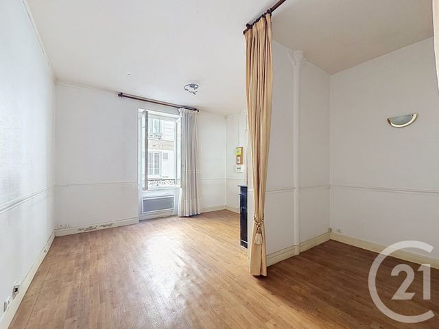 Appartement F1 à vendre - 1 pièce - 24.78 m2 - PARIS - 75015 - ILE-DE-FRANCE - Century 21 Montparnasse Pasteur