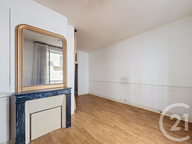 Appartement F1 à vendre PARIS