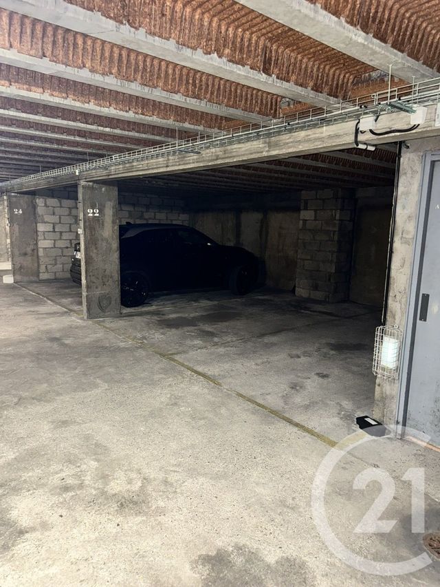 parking à vendre - 10.76 m2 - PARIS - 75015 - ILE-DE-FRANCE - Century 21 Montparnasse Pasteur