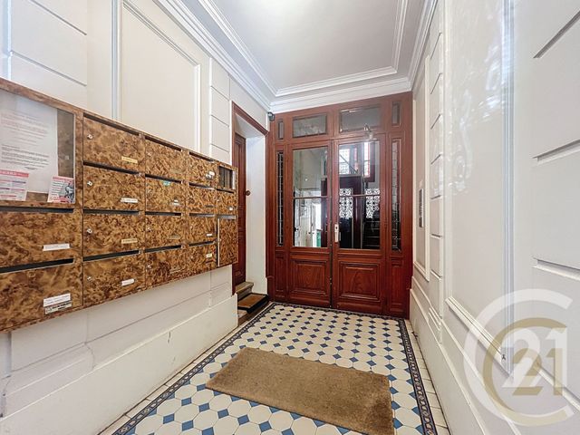 Appartement F2 à vendre - 2 pièces - 39.64 m2 - PARIS - 75015 - ILE-DE-FRANCE - Century 21 Montparnasse Pasteur
