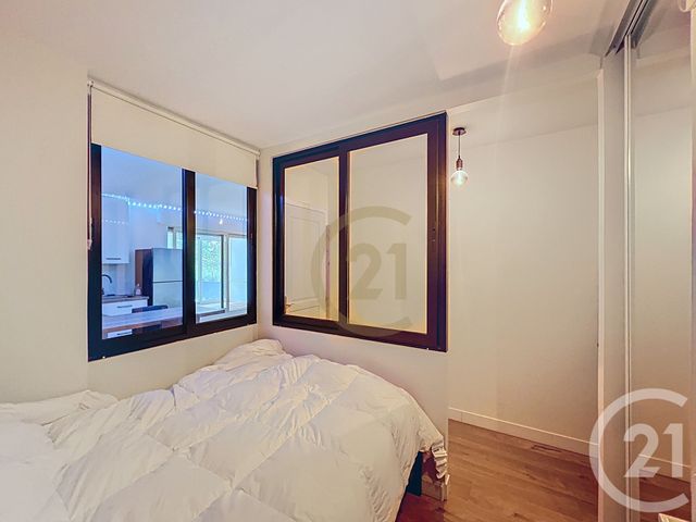 Appartement Studio à louer - 1 pièce - 29.98 m2 - PARIS - 75015 - ILE-DE-FRANCE - Century 21 Montparnasse Pasteur