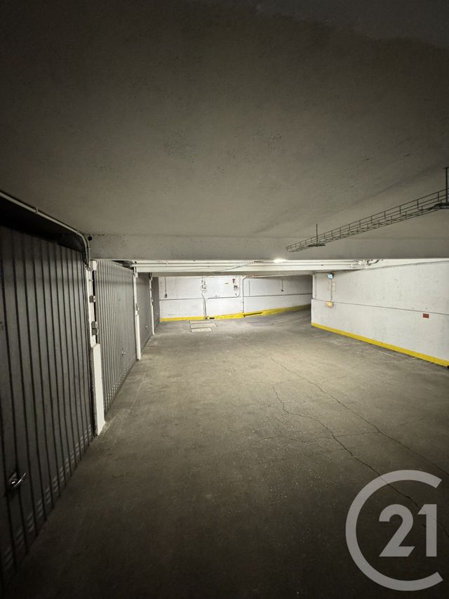 parking à vendre - 17.05 m2 - PARIS - 75015 - ILE-DE-FRANCE - Century 21 Montparnasse Pasteur