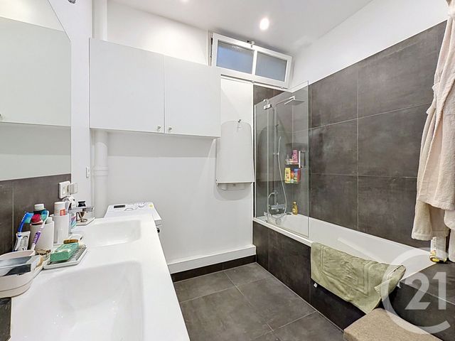 Appartement à vendre - 5 pièces - 93.71 m2 - PARIS - 75015 - ILE-DE-FRANCE - Century 21 Montparnasse Pasteur