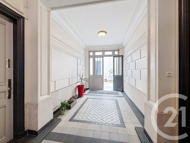 Appartement F2 à vendre - 2 pièces - 31.83 m2 - PARIS - 75015 - ILE-DE-FRANCE - Century 21 Montparnasse Pasteur
