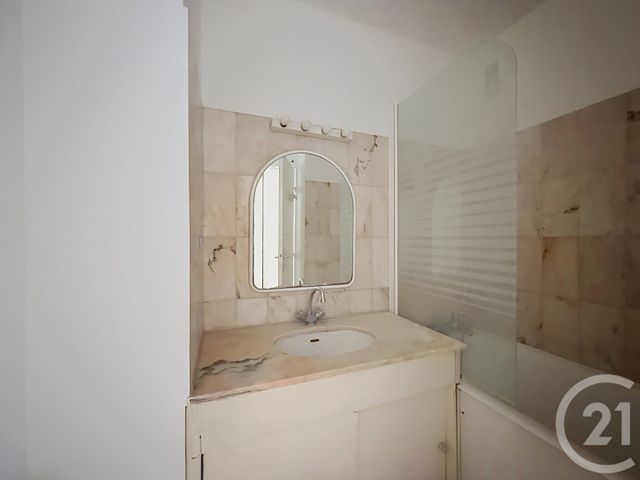 Appartement T1 à vendre - 1 pièce - 28.25 m2 - PARIS - 75015 - ILE-DE-FRANCE - Century 21 Montparnasse Pasteur