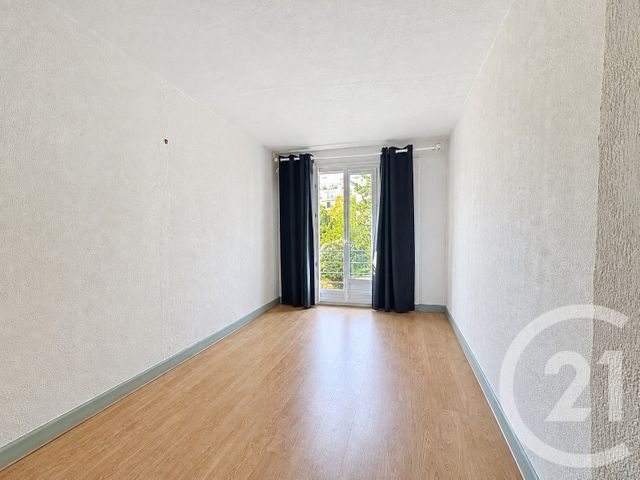 Appartement T3 à vendre - 3 pièces - 62.03 m2 - SURESNES - 92 - ILE-DE-FRANCE - Century 21 Montparnasse Pasteur