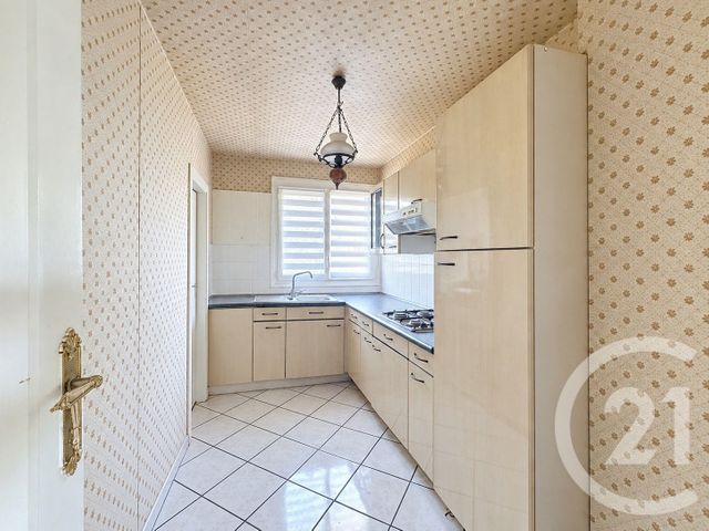 Appartement T3 à vendre - 3 pièces - 62.03 m2 - SURESNES - 92 - ILE-DE-FRANCE - Century 21 Montparnasse Pasteur