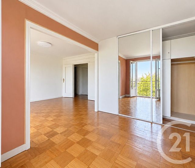 Appartement T3 à vendre - 3 pièces - 62.03 m2 - SURESNES - 92 - ILE-DE-FRANCE - Century 21 Montparnasse Pasteur