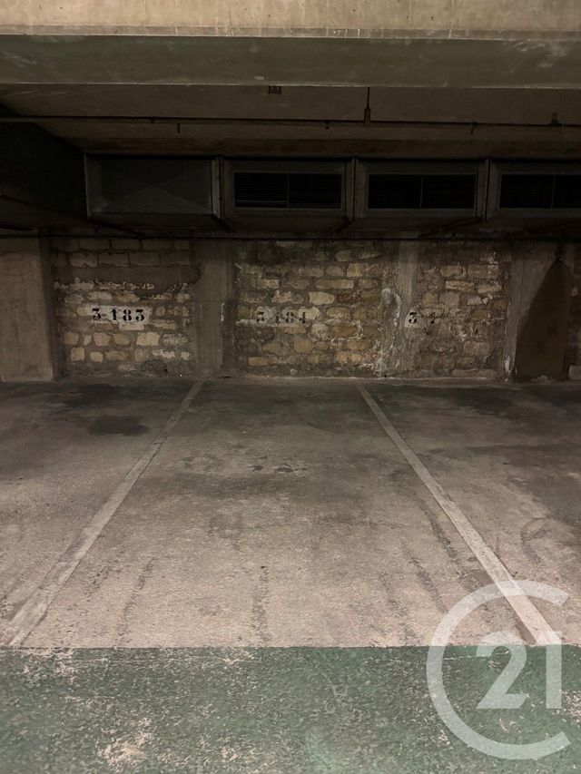 parking à louer - 11.32 m2 - PARIS - 75015 - ILE-DE-FRANCE - Century 21 Montparnasse Pasteur