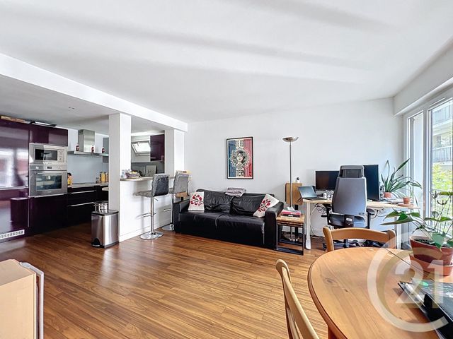 Afficher la photo en grand Appartement T3 à vendre - 3 pièces - 60.08 m2 - PARIS - 75015 - ILE-DE-FRANCE - Century 21 Montparnasse Pasteur