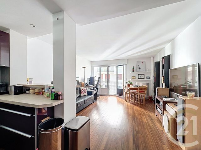 Afficher la photo en grand Appartement T3 à vendre - 3 pièces - 60.08 m2 - PARIS - 75015 - ILE-DE-FRANCE - Century 21 Montparnasse Pasteur